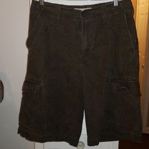 Men's cargo shorts size 33